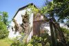 Einfamilienhaus in Grenzbauweise mit schönem Naturgartenambiente, Terrasse, Balkon und Garage - 21018-JI-17