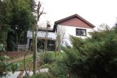 Einfamilienhaus mit attraktiven Details direkt am Ortsrand für Pflanzen- u. Naturliebhaber! - 23025-JI-5