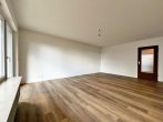 Absolut ruhige und lichtdurchflutete 2-Zimmer-Wohnung in Bestlage Tübingen-Waldhäuser - 24012-RL-03 -Wohnzimmer 1
