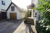 24007-RL-03 - Einfamilienhaus mit Garten, Garage, Nebengebäude und viel Flair