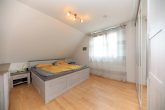 Wunderschöne 4-Zimmer-Wohnung mit TG-Stellplatz u. Außenstellplatz in Toplage von Kirchentellinsfurt - 22042-SL-19